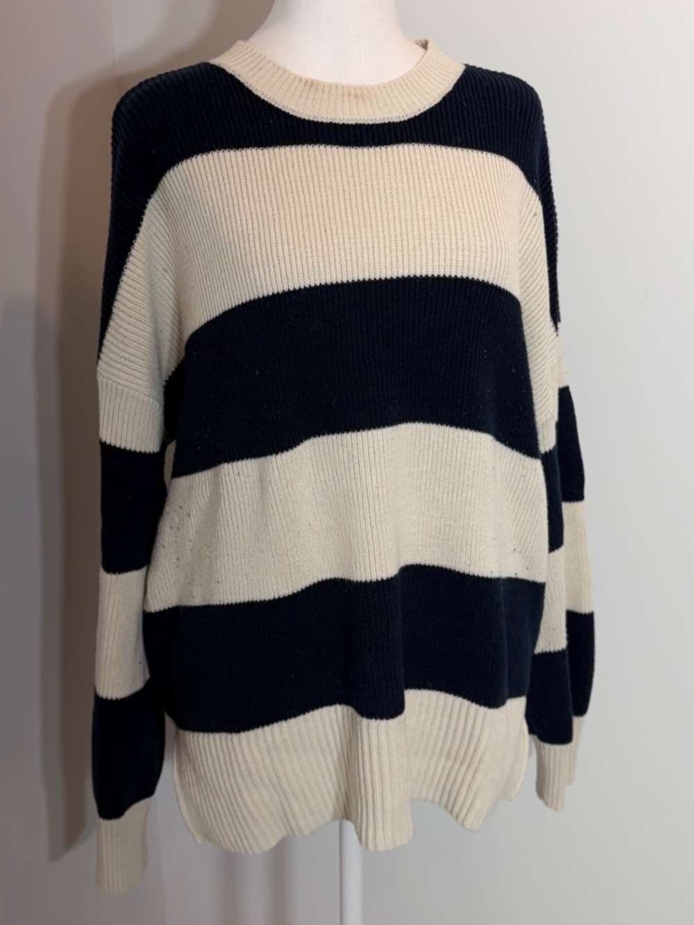 EUC Moon & Madison Beige & Black Striped Sweater Size Medium
